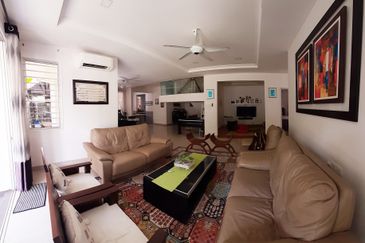 Ariza Garden Villa @ Taman Raintree