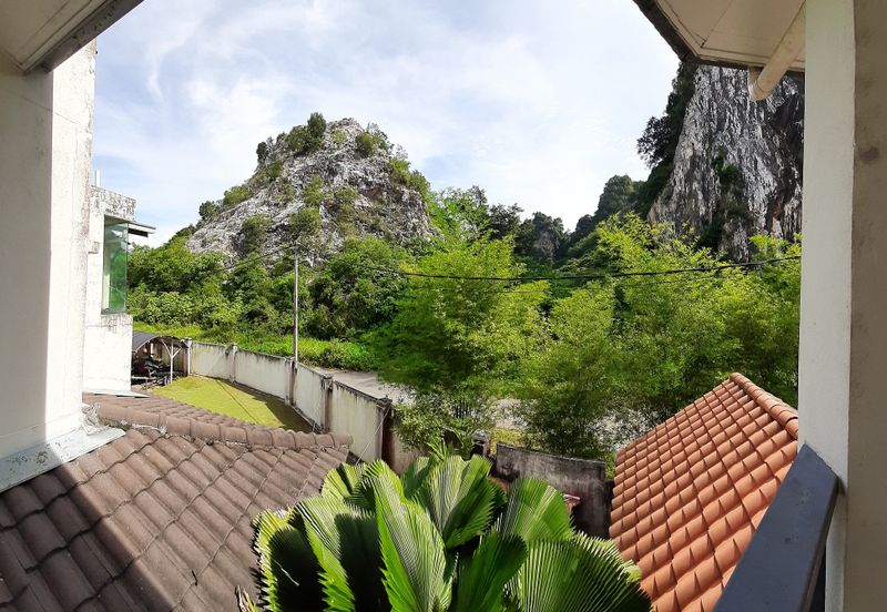 Ariza Garden Villa @ Taman Raintree