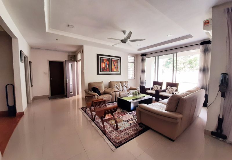 Ariza Garden Villa @ Taman Raintree