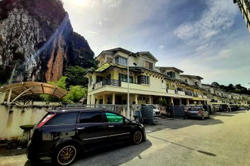 Ariza Garden Villa @ Taman Raintree