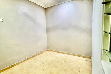 Bandar Tun Hussein Onn