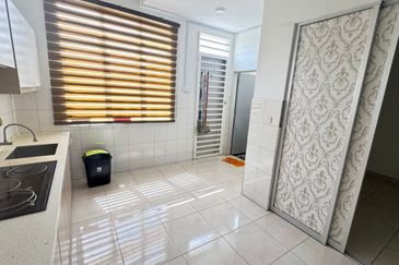 FOR RENT: FURNISHED, Double Storey Terrace House @ Taman Idaman Bangi - Near KTM Bangi