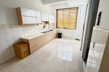 FOR RENT: FURNISHED, Double Storey Terrace House @ Taman Idaman Bangi - Near KTM Bangi