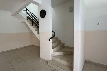FOR RENT: FURNISHED, Double Storey Terrace House @ Taman Idaman Bangi - Near KTM Bangi