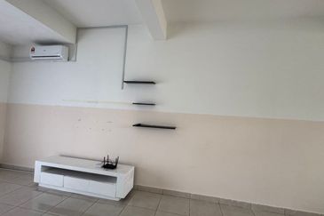 FOR RENT: FURNISHED, Double Storey Terrace House @ Taman Idaman Bangi - Near KTM Bangi