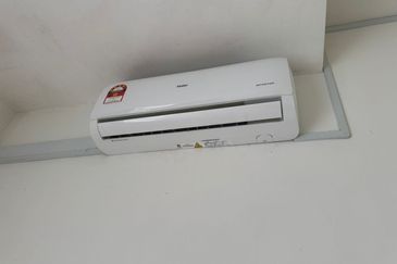 FOR RENT: FURNISHED, Double Storey Terrace House @ Taman Idaman Bangi - Near KTM Bangi