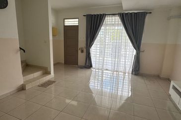 FOR RENT: FURNISHED, Double Storey Terrace House @ Taman Idaman Bangi - Near KTM Bangi