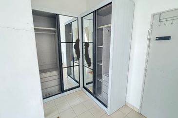 FOR RENT: FURNISHED, Double Storey Terrace House @ Taman Idaman Bangi - Near KTM Bangi