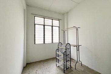 FOR SALE: Pangsapuri Episia @ Taman Desa Sentosa, Teras Jernang, Bangi