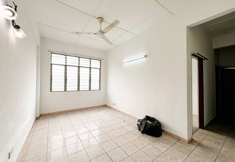 FOR SALE: Pangsapuri Episia @ Taman Desa Sentosa, Teras Jernang, Bangi