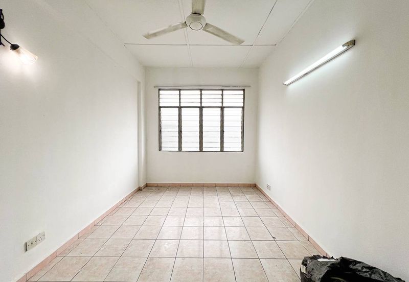 FOR SALE: Pangsapuri Episia @ Taman Desa Sentosa, Teras Jernang, Bangi