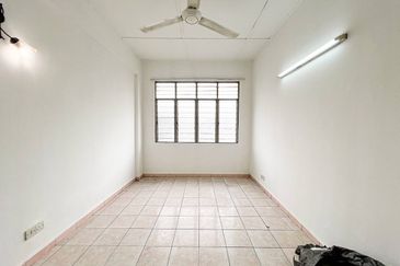 FOR SALE: Pangsapuri Episia @ Taman Desa Sentosa, Teras Jernang, Bangi