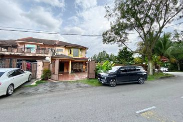 Taman Saujana Puchong