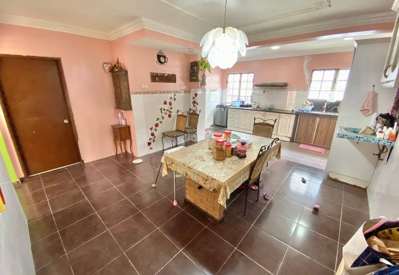 Taman Saujana Puchong