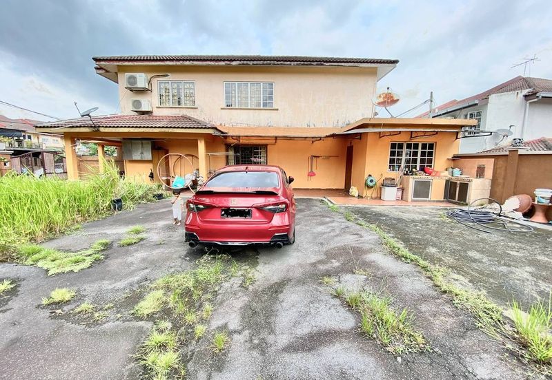 Taman Saujana Puchong