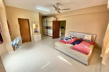 Taman Saujana Puchong