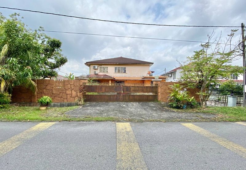 Taman Saujana Puchong