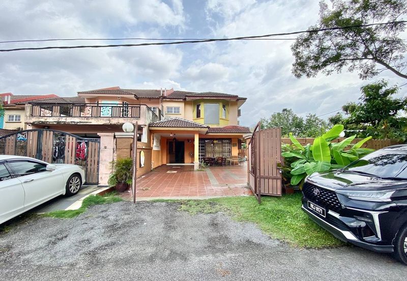 Taman Saujana Puchong