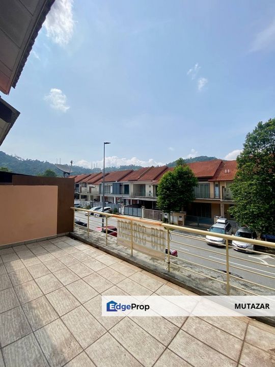 FOR SALE: Double Storey Terrace House at Saujana Ampang, Ampang -  Extra Land 5ft in the backyard & 3ft at the side, Selangor, Ampang