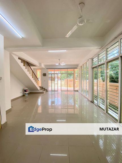 FOR SALE: Double Storey Terrace House at Saujana Ampang, Ampang -  Extra Land 5ft in the backyard & 3ft at the side, Selangor, Ampang