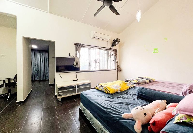 Jalan Bukit Cantik 2