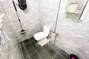 Jalan Bukit Cantik 2