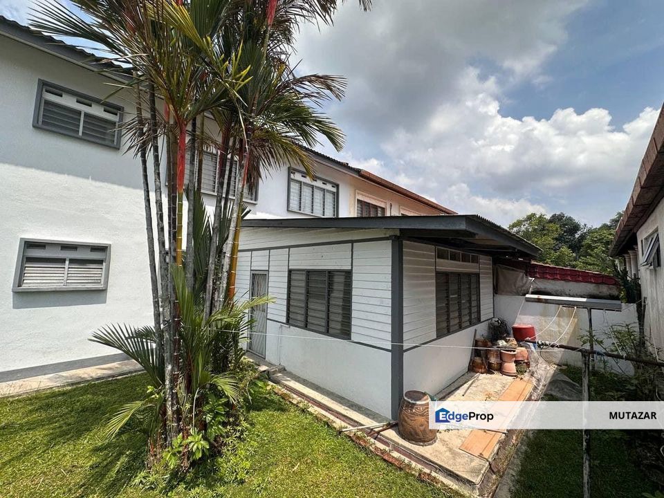 FOR SALE: FREEHOLD, Double Storey Semi-D @ Taman Desa Ros, Kajang - Facing Open, Huge Extra Land, Selangor, Kajang