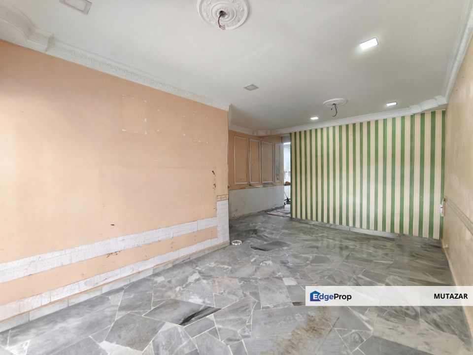 FACING OPEN, Single Storey Terrace House at Taman Lingkaran Nur, Kajang - Dekat Sekolah, Stesen MRT For Sale, Selangor, Kajang