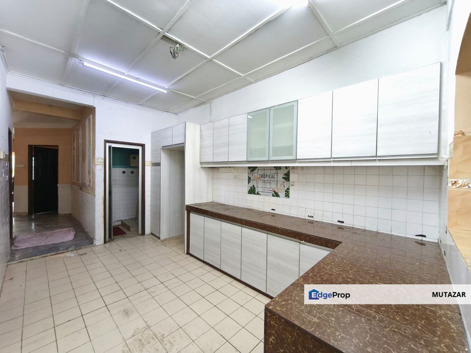 FACING OPEN, Single Storey Terrace House at Taman Lingkaran Nur, Kajang - Dekat Sekolah, Stesen MRT For Sale, Selangor, Kajang