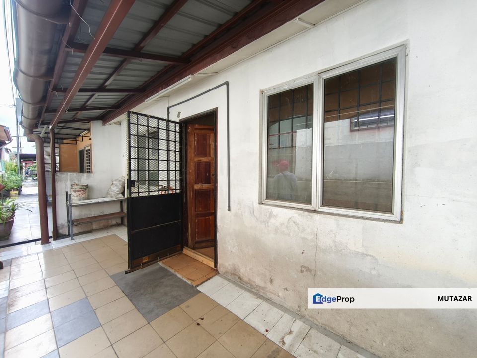 FACING OPEN, Single Storey Terrace House at Taman Lingkaran Nur, Kajang - Dekat Sekolah, Stesen MRT For Sale, Selangor, Kajang