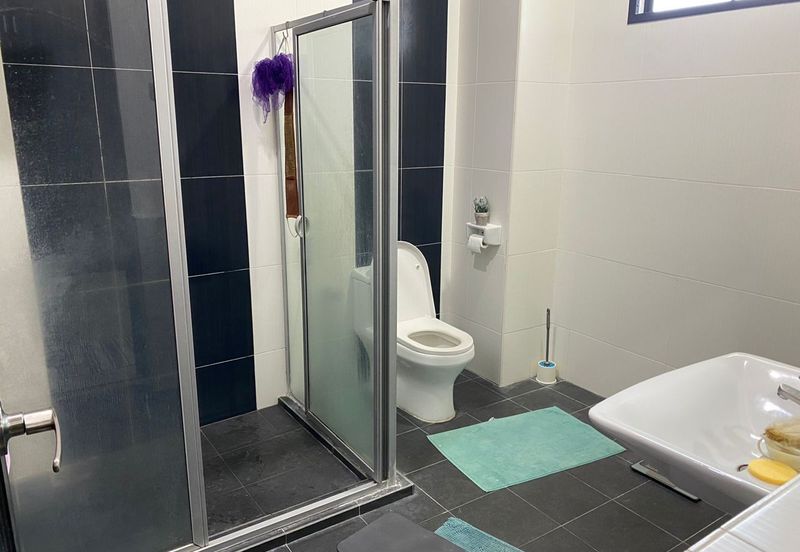 Putra Hill Residency