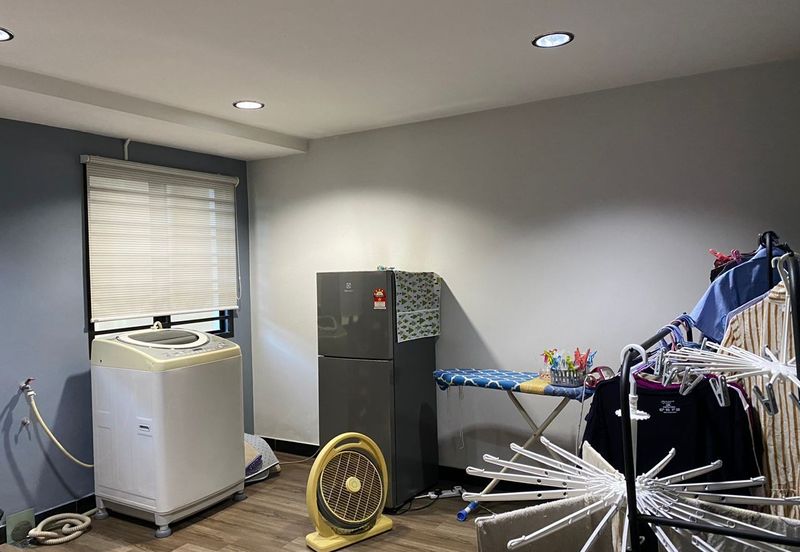 Putra Hill Residency