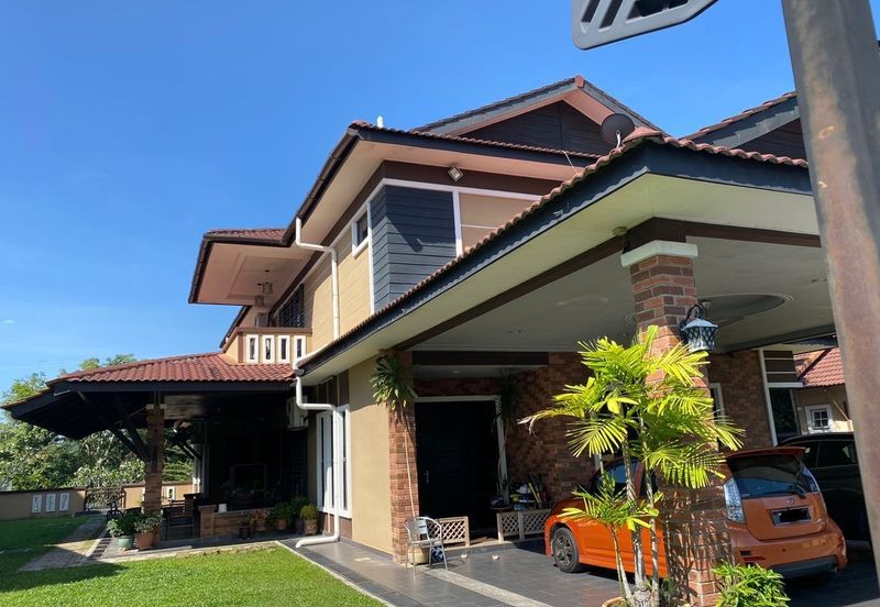 Putra Hill Residency