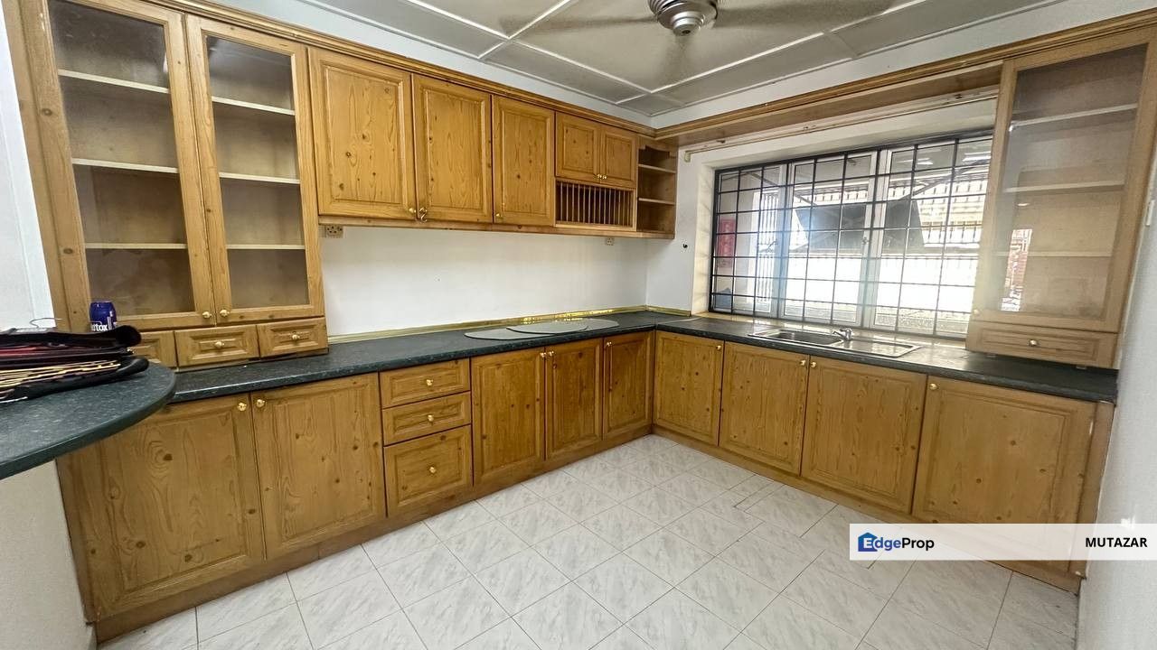 Fully Extended & Renovated, Double Storey Terrace House at Taman Halaman, Ampang - Near Taman Dagang FOR SALE, Selangor, Ampang