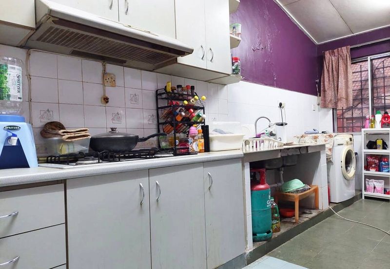 Bandar Tun Hussein Onn