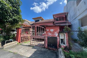 Bandar Tun Hussein Onn