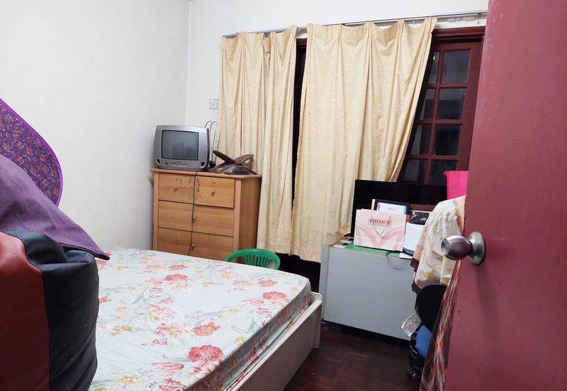 Bandar Tun Hussein Onn