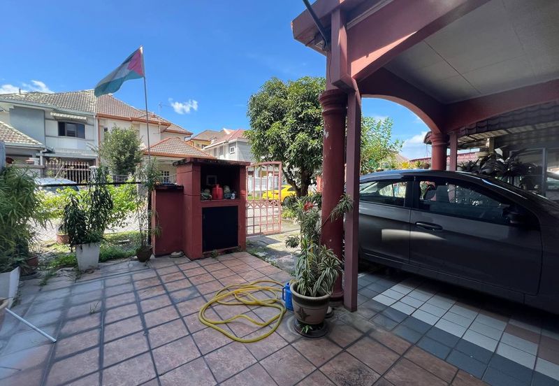 Bandar Tun Hussein Onn