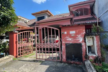 Bandar Tun Hussein Onn