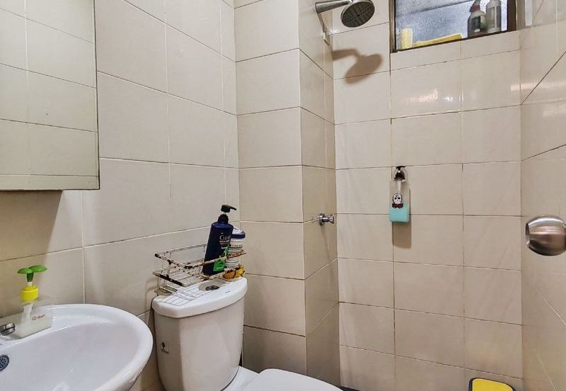 Residensi Zamrud (Zamrud Residensi)