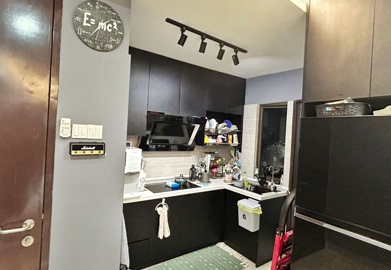 Residensi Zamrud (Zamrud Residensi)