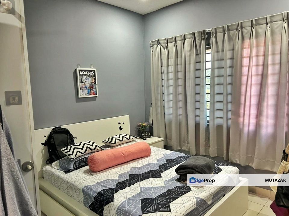 FREEHOLD BELOW MARKET, Residensi Zamrud @ Kajang 2, Kajang - Renovated Unit, Facing Open FOR SALE, Selangor, Kajang