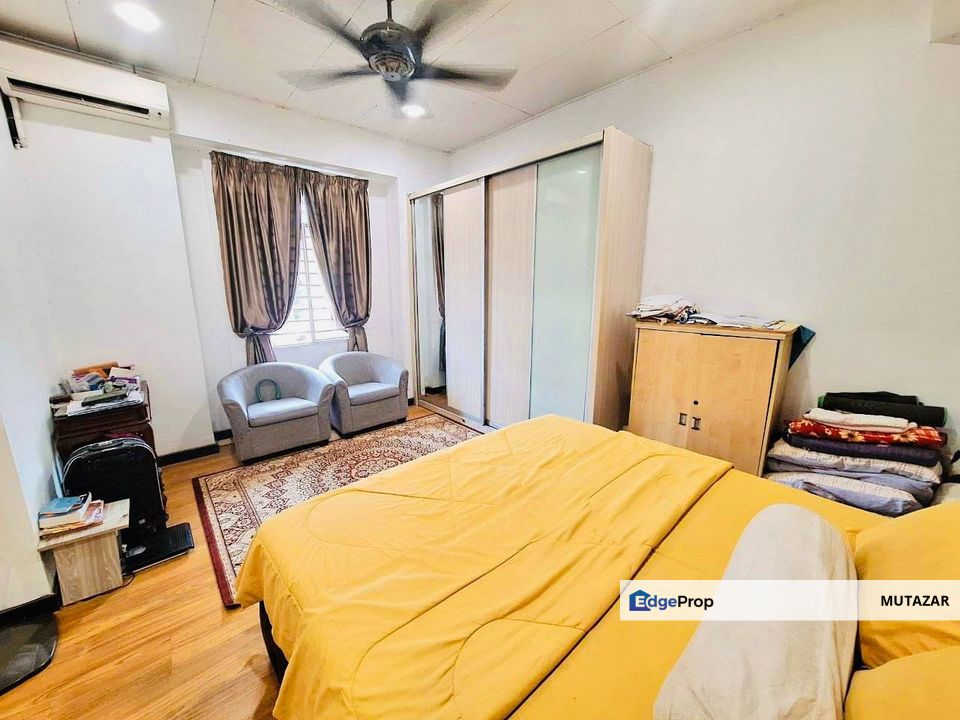 END LOT RENOVATED, Double Storey Terrace House @ Ukay Bistari, Ampang - New wiring & Painting For Sale, Selangor, Ampang