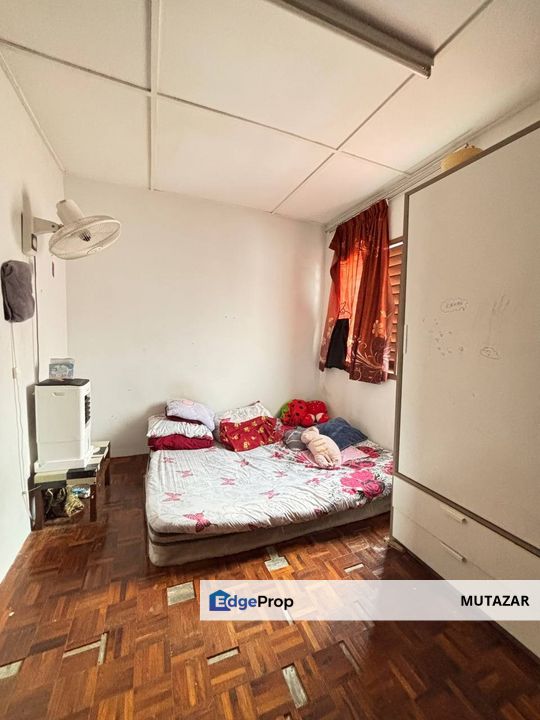 Double Storey Terrace House @ Taman Kantan Permai, Kajang - Ada Extra Tanah Kat Belakang For Sale, Selangor, Kajang