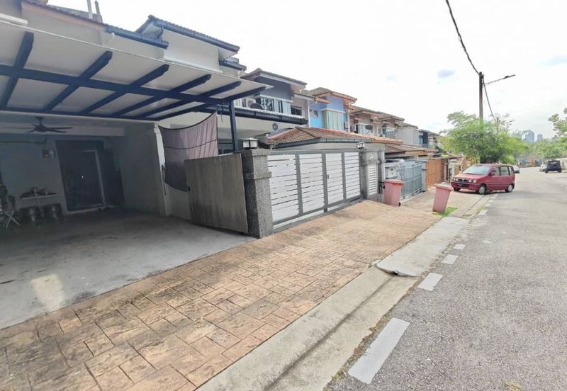 Seksyen 11, Kota Damansara