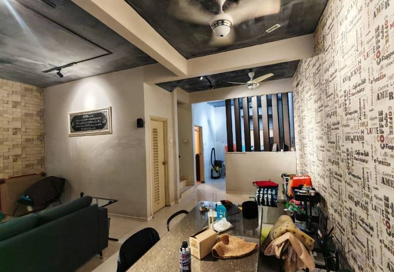 Seksyen 11, Kota Damansara