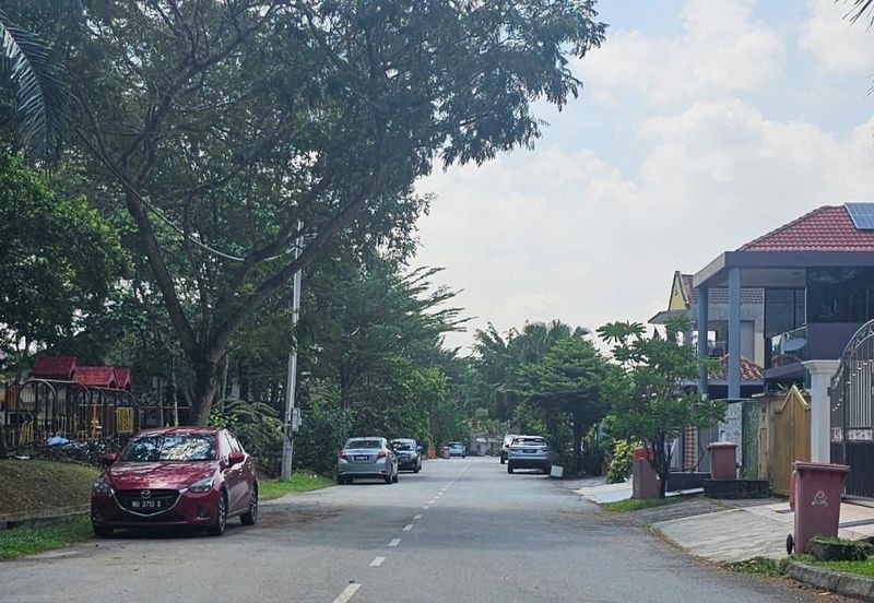 Seksyen 8, Kota Damansara