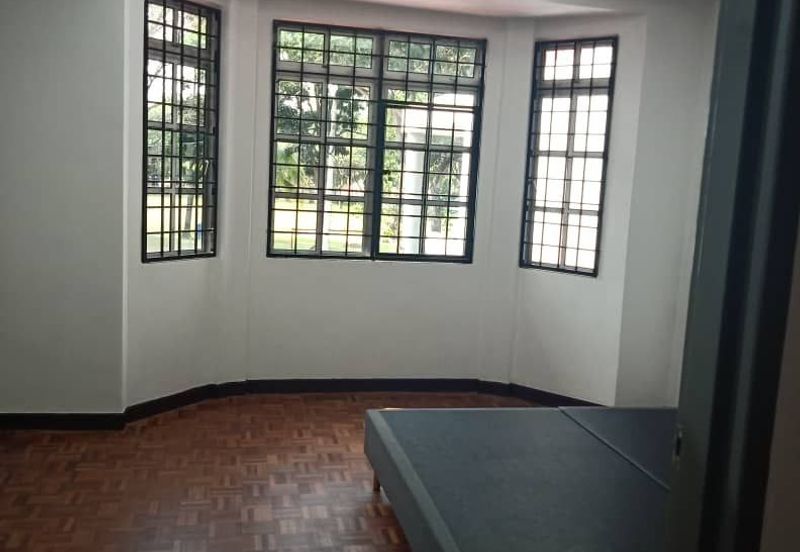 Seksyen 8, Kota Damansara