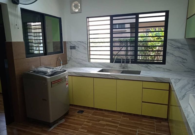 Seksyen 8, Kota Damansara