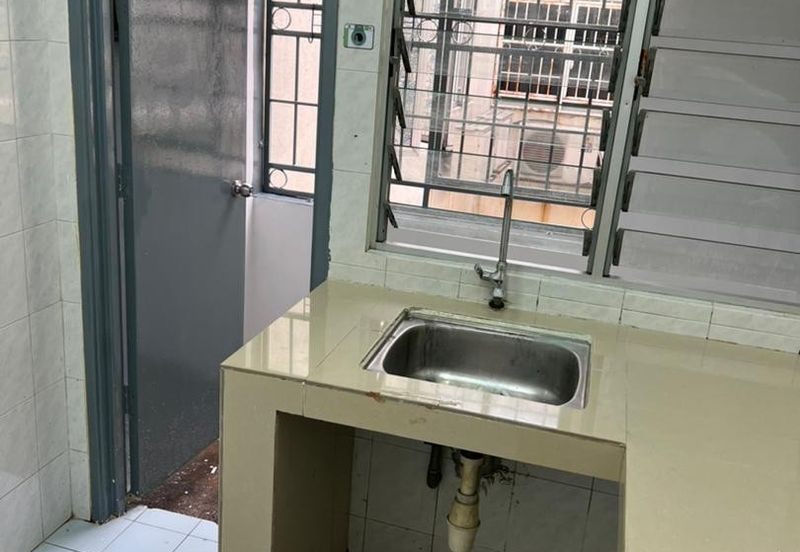 Brunsfield Service Apartment